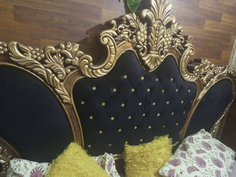 King size bed with side table and dressing table urgent sale 5