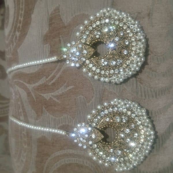 Gold plated and zircon style earrings and jewelry set for sale 3