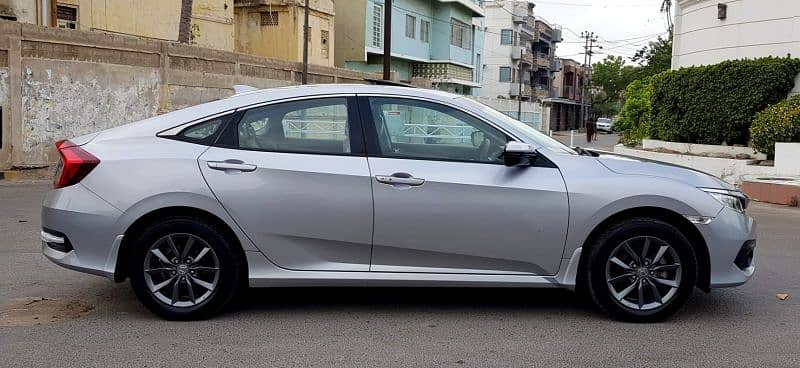 Honda Civic VTi Oriel Prosmatec UG Navi 2021 4