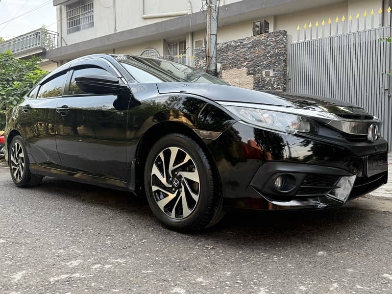 Honda Civic VTi Oriel Prosmatec 2018 1