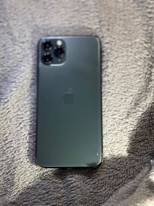 iphone 11 pro 2