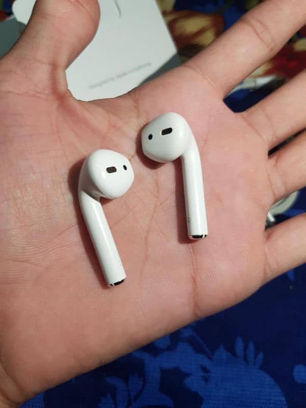 apple airpods 1