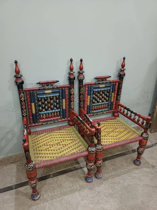 Traditional chairs 1