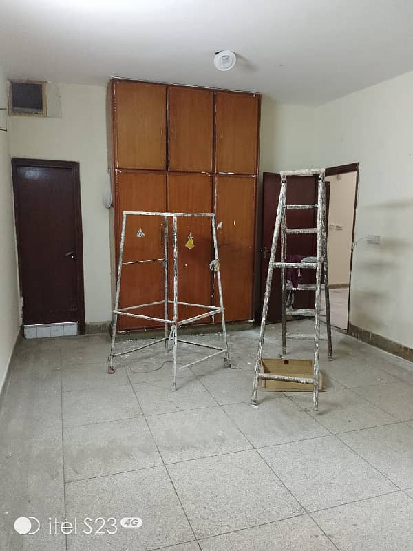 10MARLA 3RD FLOOR PORTION FOR RENT IN ALLAMA IQBAL TOWN 1