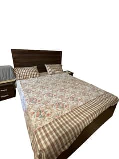 Queen Size Bed with 2 sides