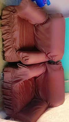 Good condition used sofa set with cover 0