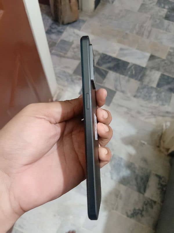 oppo F21 pro 4