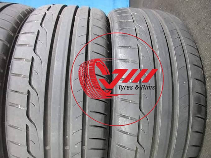 4Tyres Set 235/55/R/17 Dunlop Sport Maxx 4