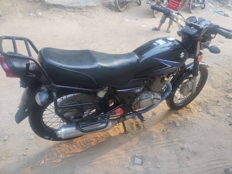 Suzuki GS 150CC 5