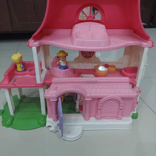 Doll house 5