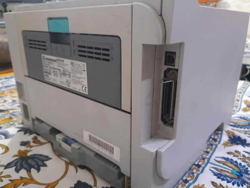 HP LaserJet P2035 8