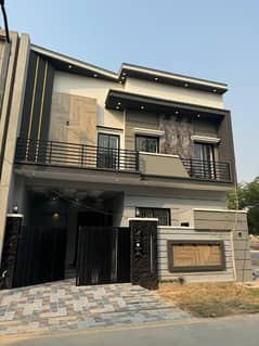 5 Marla House on Hot Location of Madhali Road Sahiwal 0