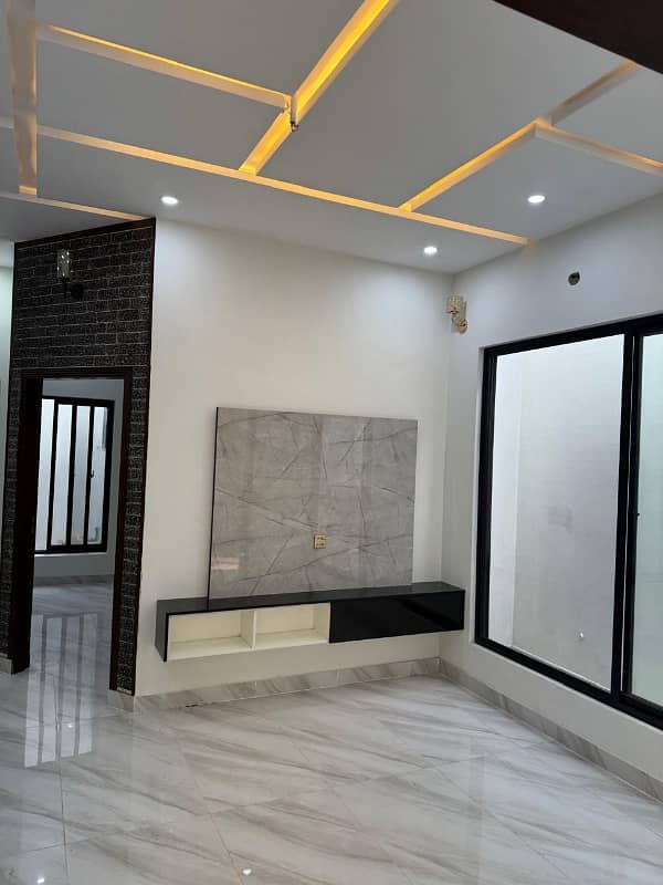 5 Marla House on Hot Location of Madhali Road Sahiwal 15