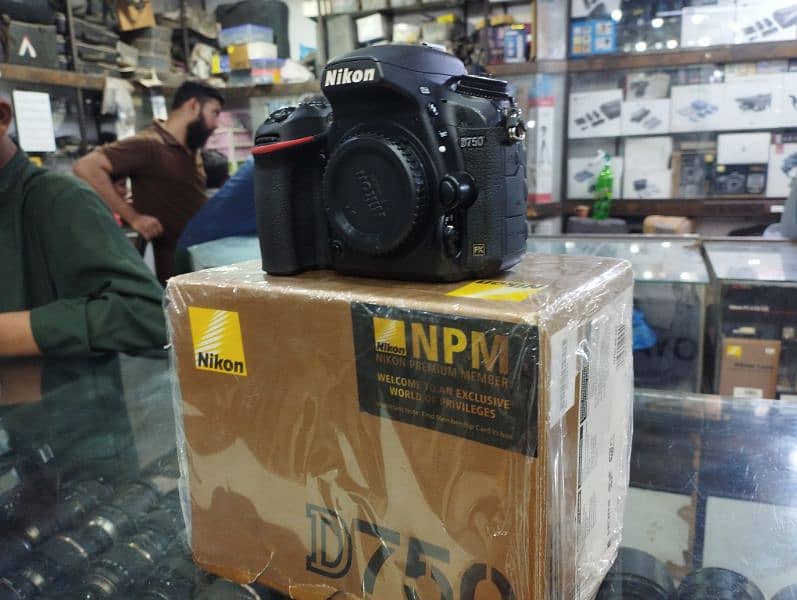 DSLR NIKON D750 BODY ONLY . . ZUBAIR MUGHAL 03212750897 2