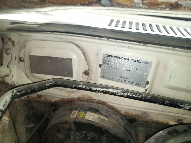 Daihatsu Charade 1986 03017070850 8