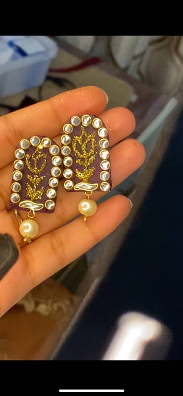 Hand Made Fabric Kundan Earrings 1