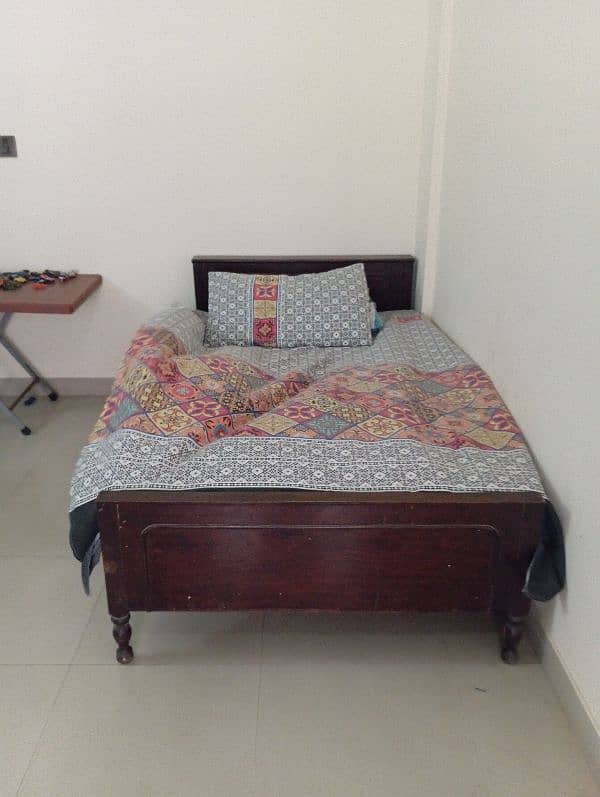 single bed sheesham without matress 1