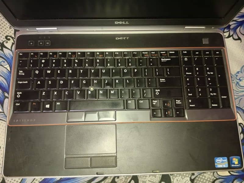 Dell Latitude E6530 4