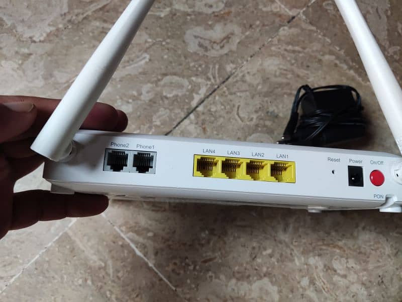 PTCL Fiber Router Gpon ONT 0