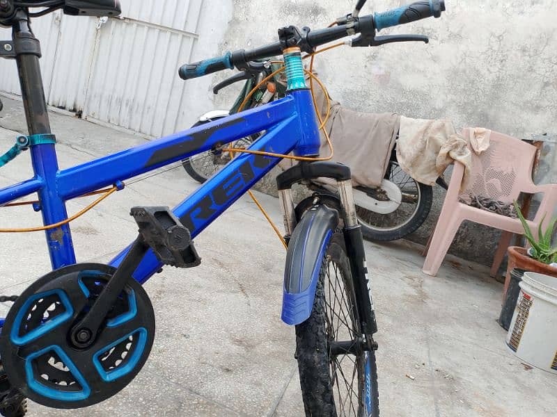 Bicycle  gear wali in very new condition urgent sale 3