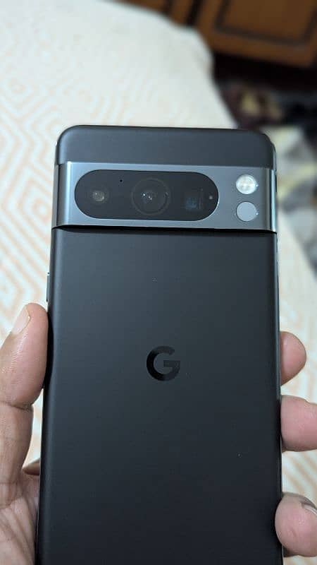 GOOGLE PIXEL 8 PRO BLUE AND BLACK 12GB 128GB 1