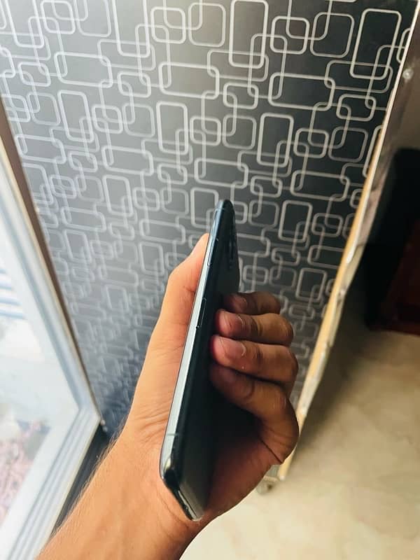 iphone 11 pro pta approved 256gb 3