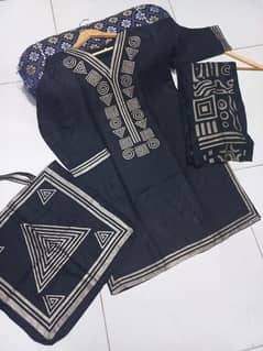 2 pcs women's stitched linen block printed shirt and trouser