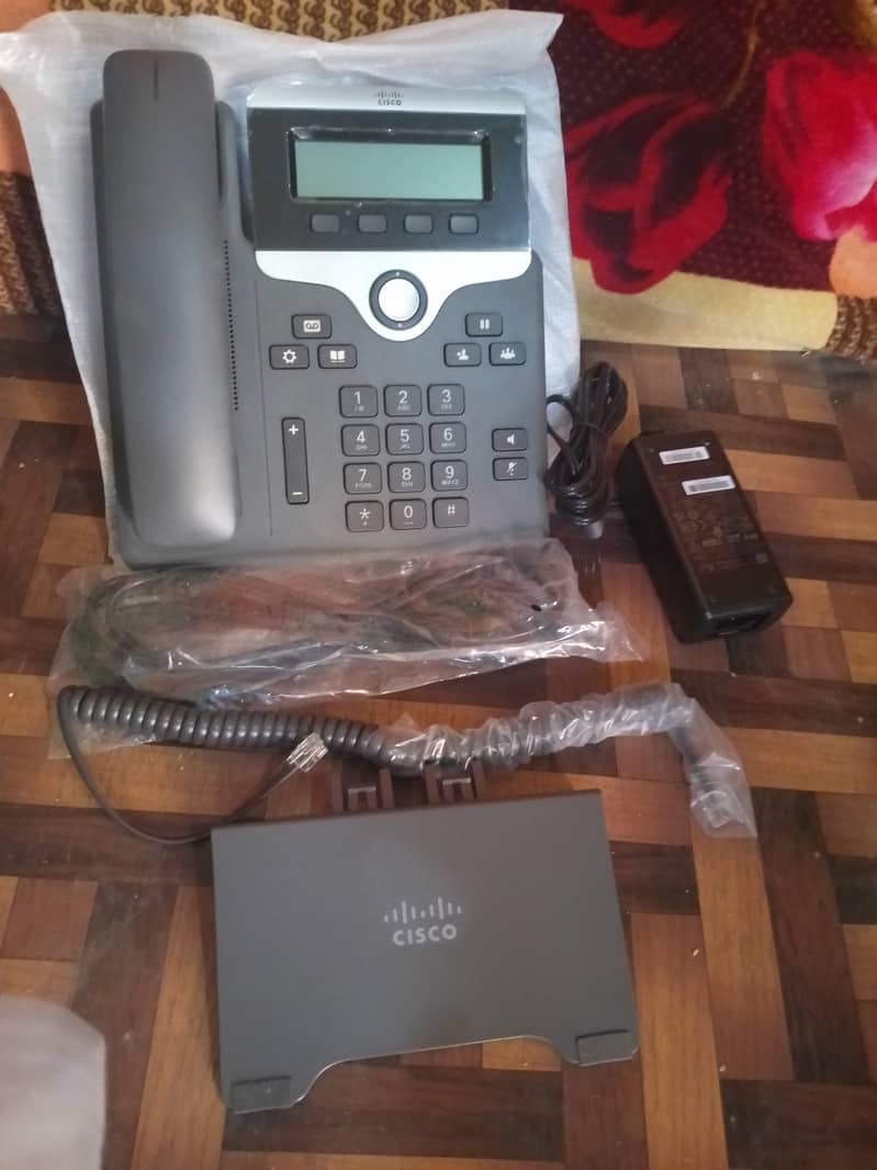 Cisco IP phone 1