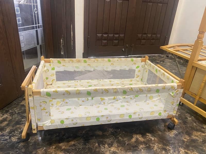 Double baby bed and rocker 8