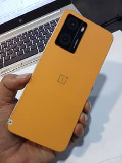 OnePlus N20 SE