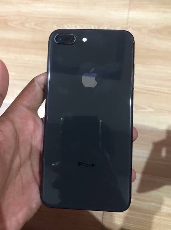 Iphone 8plus with box 64GB Pta approved 4