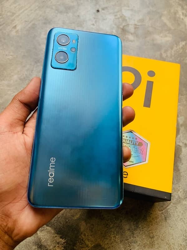 Realme 9i (6+4/128) with box 7