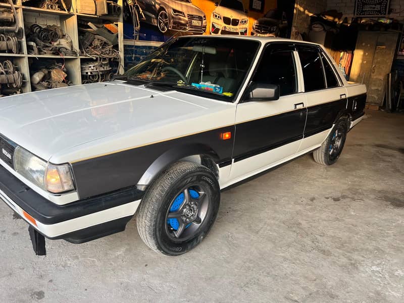 Nissan Sunny 1987 DLX 5