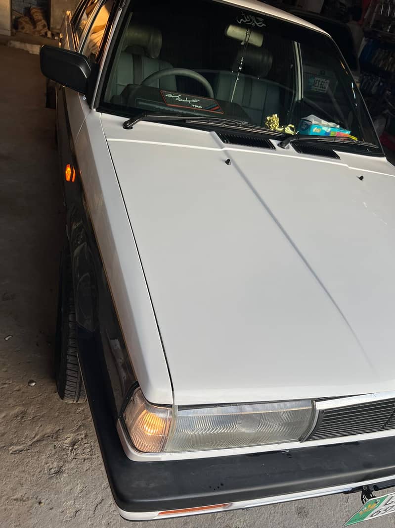 Nissan Sunny 1987 DLX 6