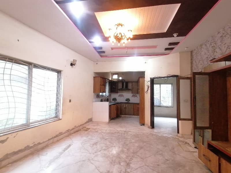 Corner 1013 Square Feet House For sale In Lalazaar Garden 20