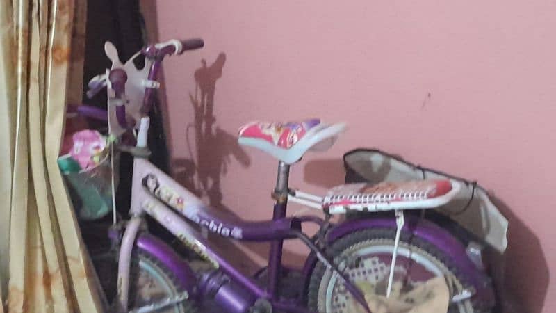 KIDS CYCLE SELL KARNI HAI 0