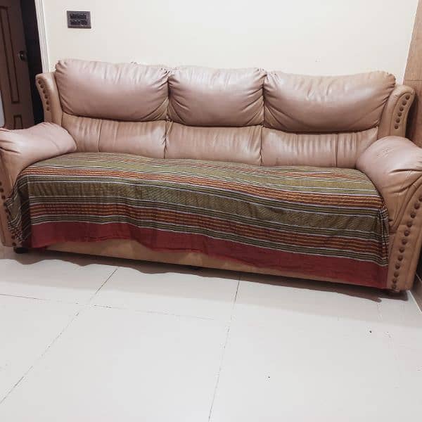 5 seater luxery sofa with stable and strong material with fancy covers 0