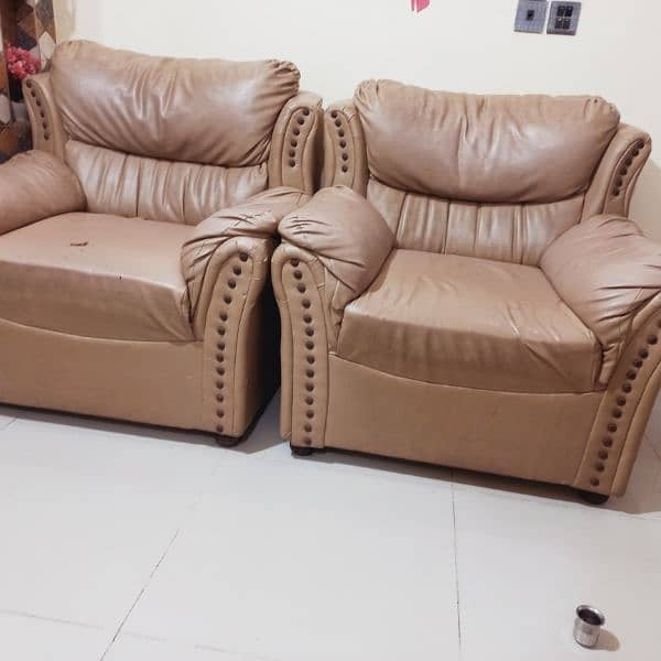 5 seater luxery sofa with stable and strong material with fancy covers 2