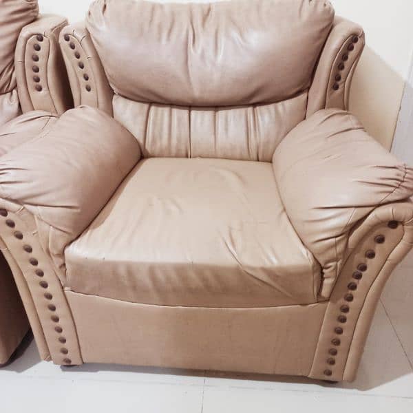 5 seater luxery sofa with stable and strong material with fancy covers 4