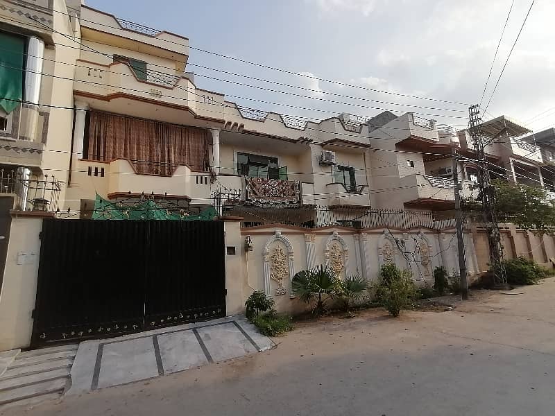 10 Marla House In Marghzar Officers Colony 1