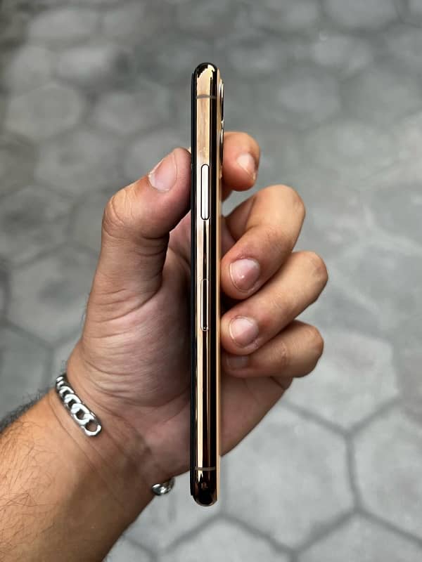 iPhone 11 pro pta approved 256gb 93% health 2