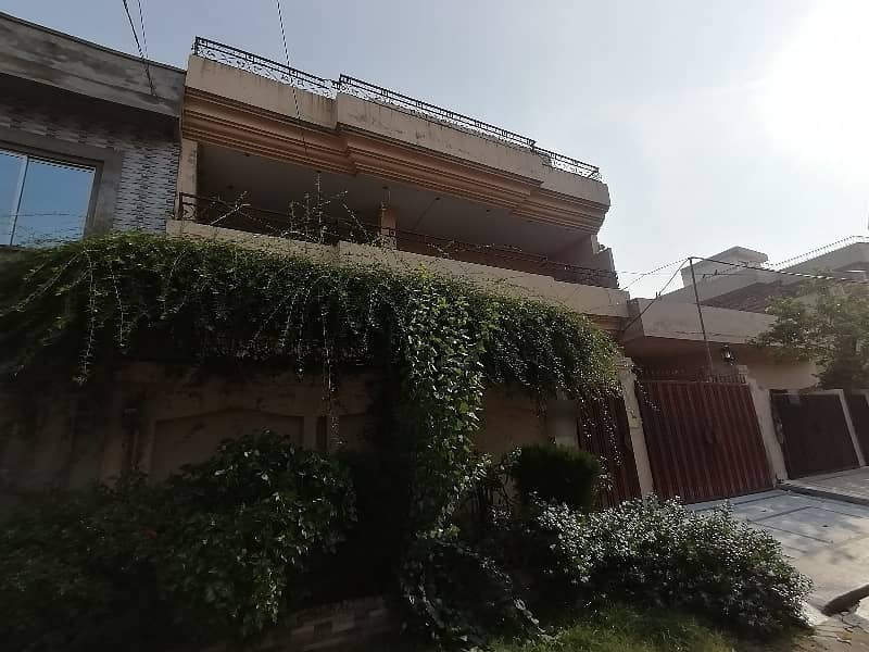 House For sale In Rs. 27000000 2