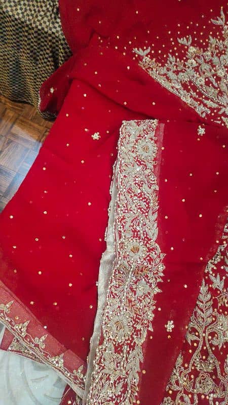 Bridal lehnga for sale 3