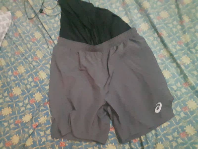 brand new asics shorts 0