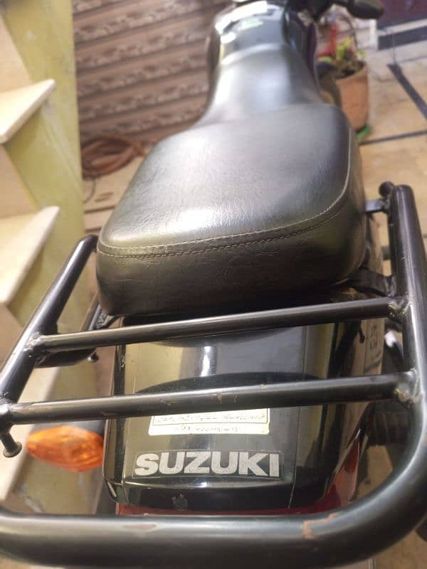 Suzuki GD 110 4