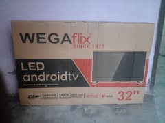 Smart LCD WaGA flix 32"