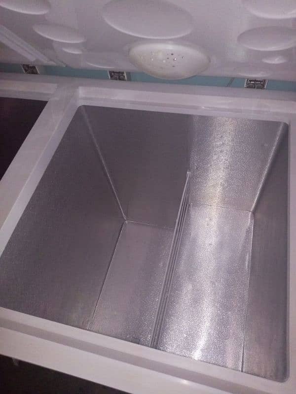 Double door freezer 3