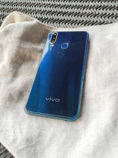 Vivo Y19 with box