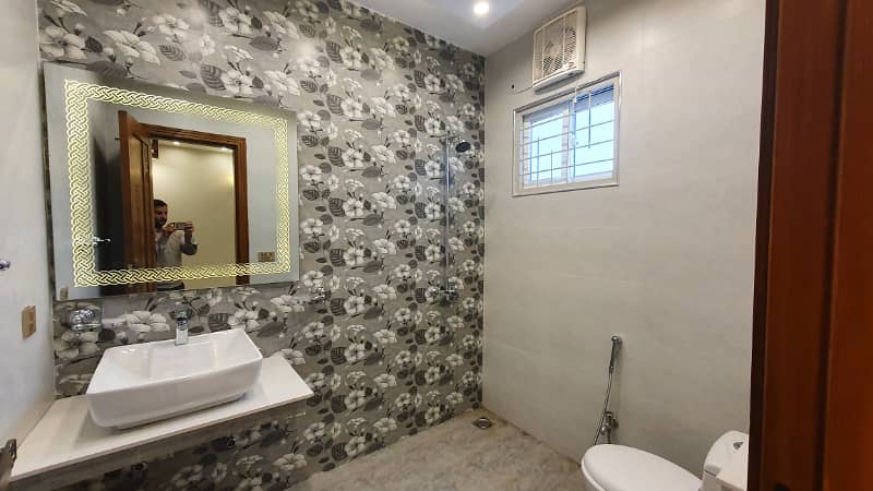 10 Marla Luxury Spanish House - For Sale - Wapda Town 4