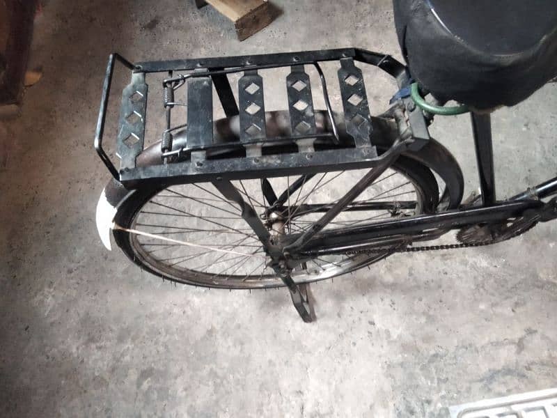 Bicycle used butt new condition 3